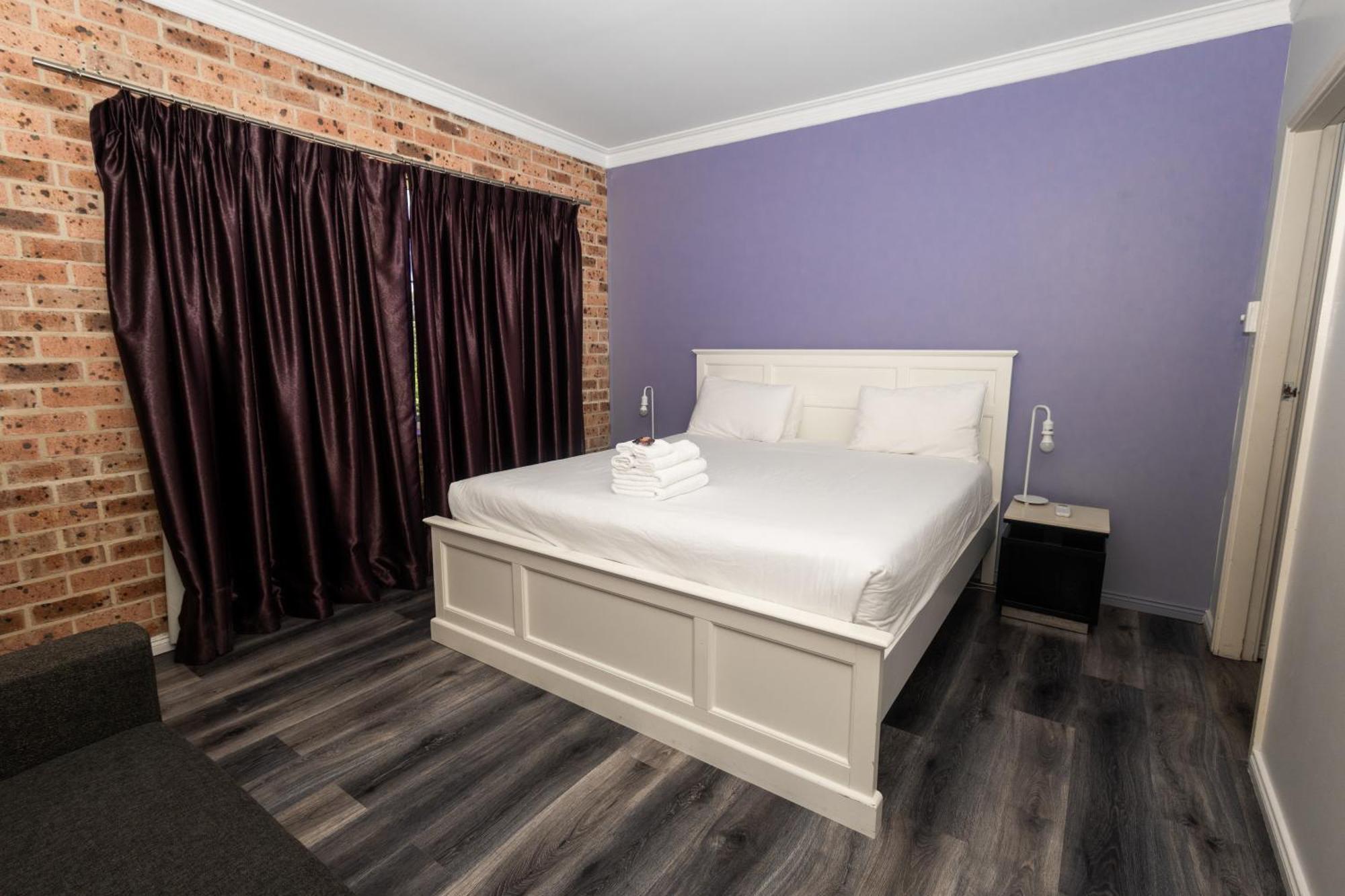 Gosford Inn Motel Bagian luar foto