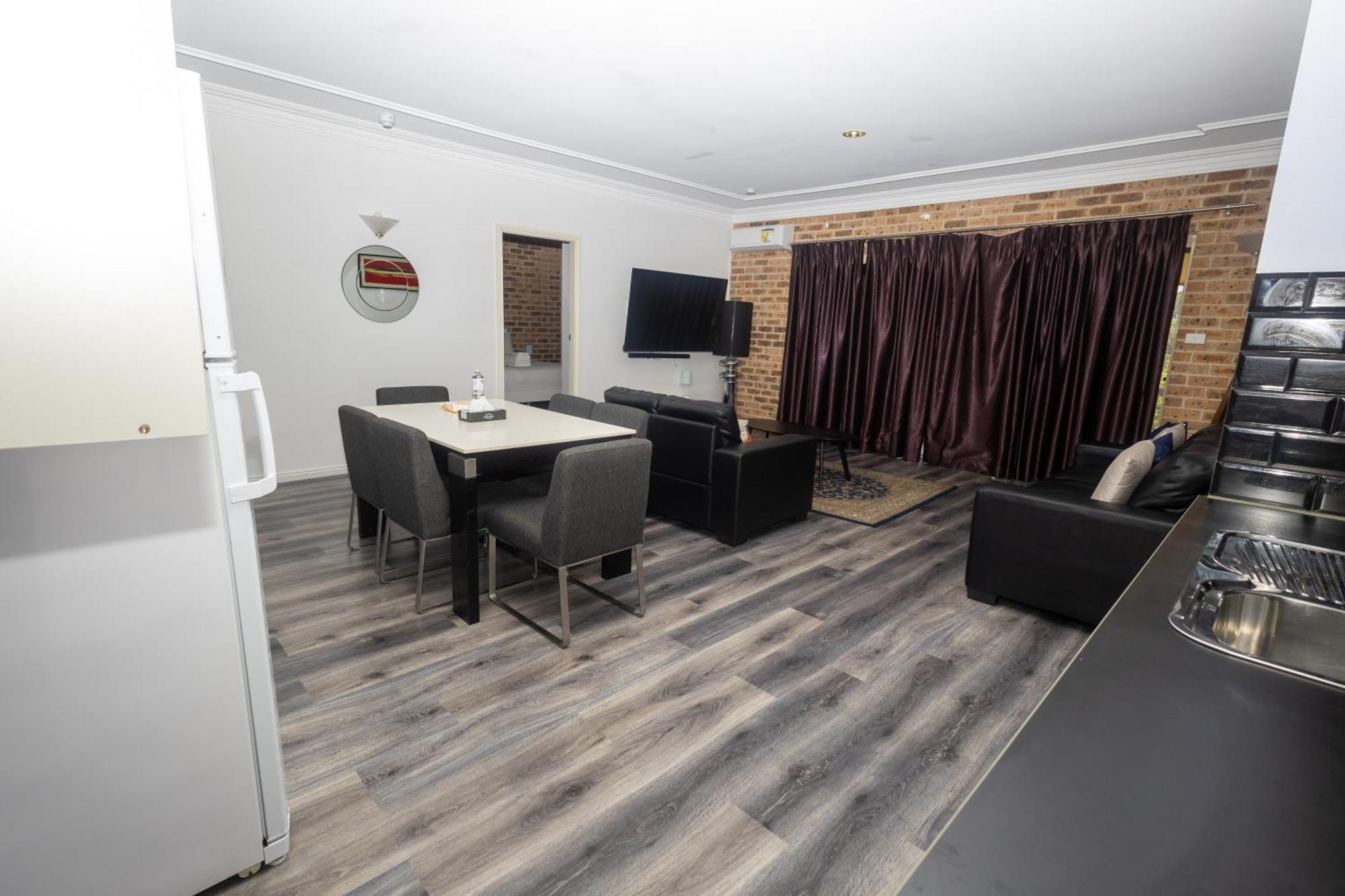 Gosford Inn Motel Bagian luar foto