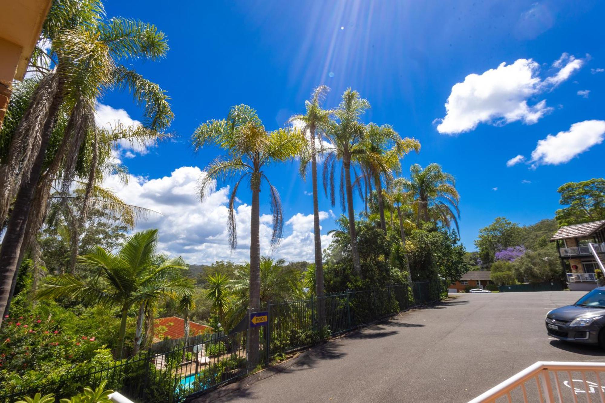 Gosford Inn Motel Bagian luar foto