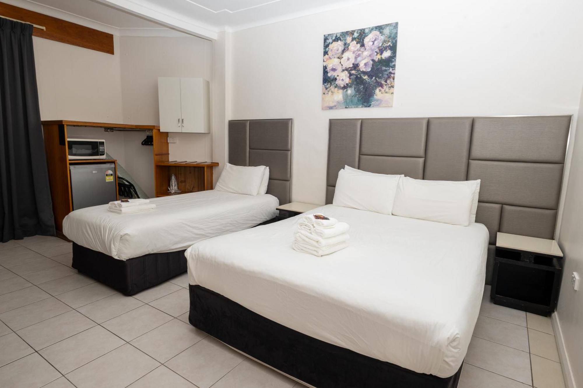 Gosford Inn Motel Bagian luar foto